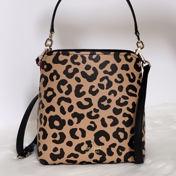 New💃Kate Spade darcy graphic leopard small bucket - Picture 2 of 10